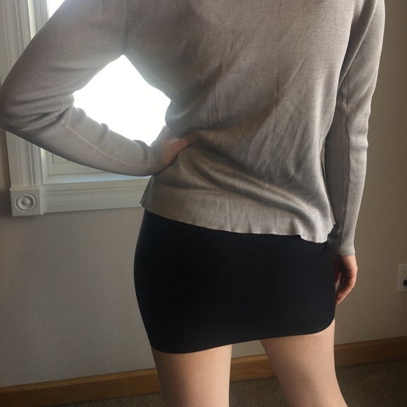 Deb Mini Pencil Black Skirt EUC - Picture 3 of 6